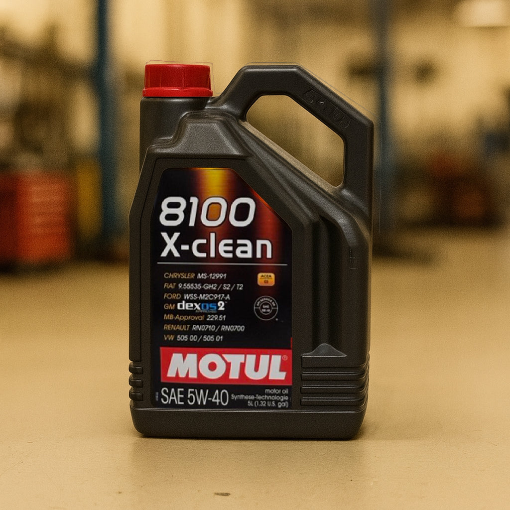 MOTUL 8100 X-CLEAN 5W-40 in der 5-Liter-Flasche Vorderseite